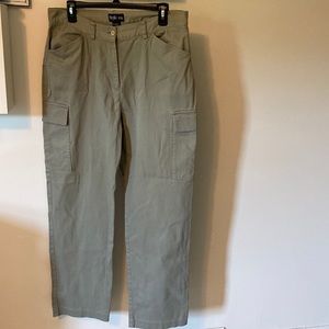 Green cargo pants